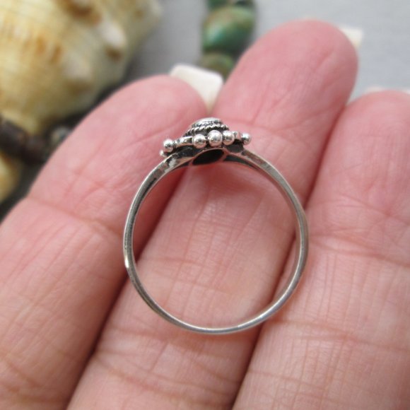 Dainty Native American 925 Sterling & Black Onyx Ring, Minimalist Design - Picture 5 of 6